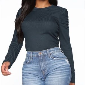 Fashion Nova Long Puff Sleeve SMALL